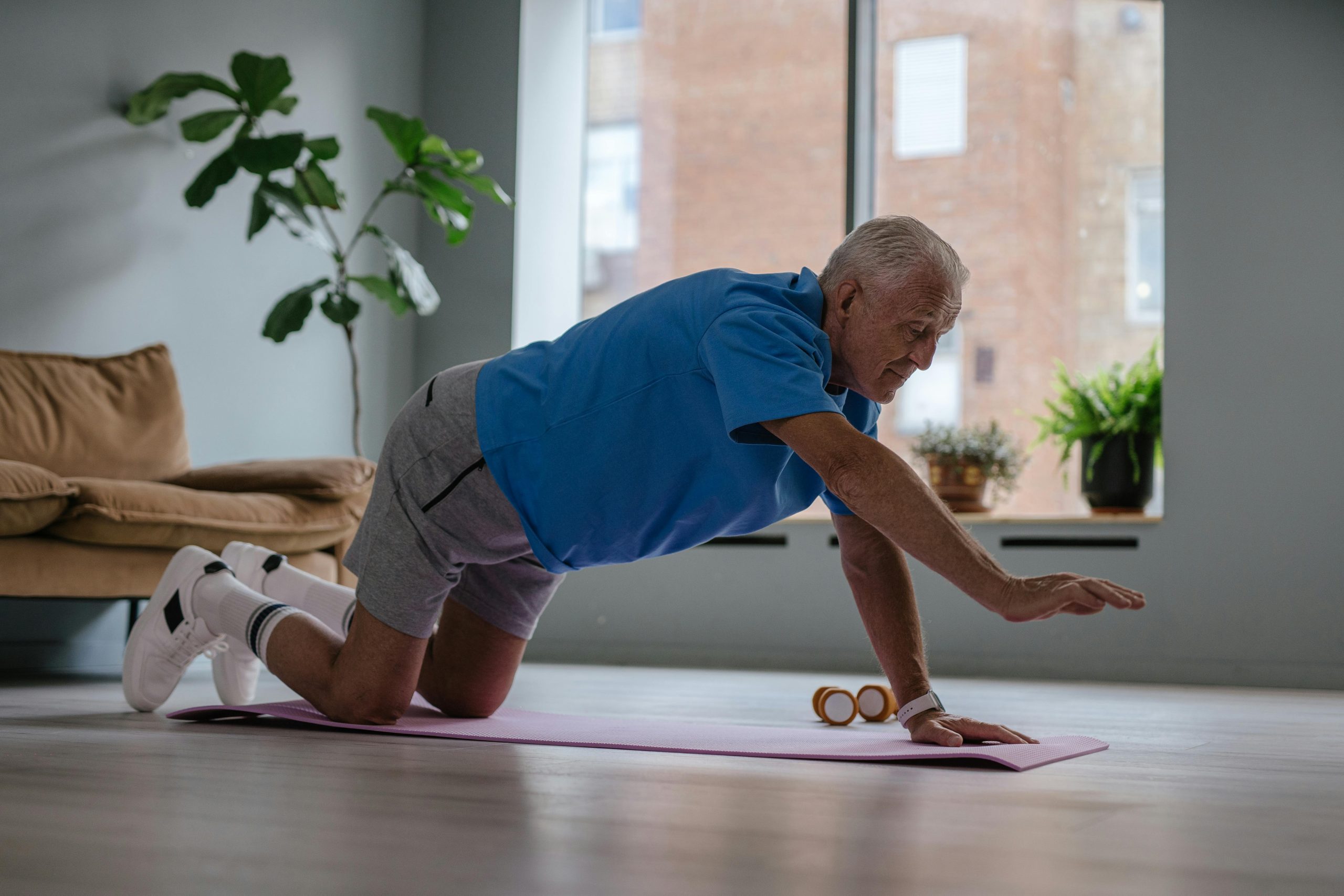 Stretching for Seniors: Simple Routines to Start the Day at Commonwealth House Assisted Living in Warwick, RI
